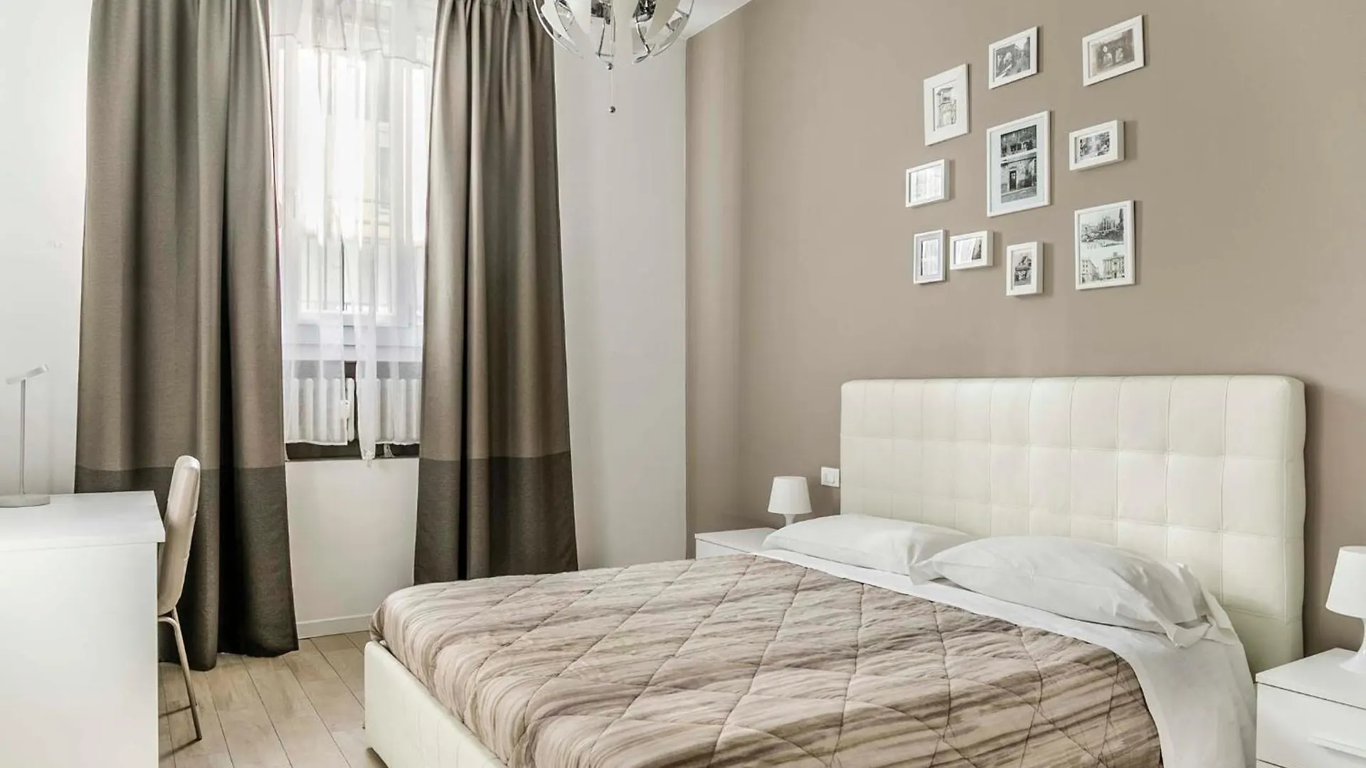 5Min Navigli- Duomo-Metro- Ac-Fashion District Apartment Milan
