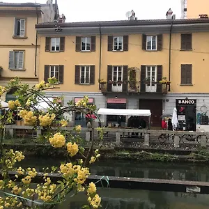  Appartamento Lovelyloft - Alzaia Naviglio